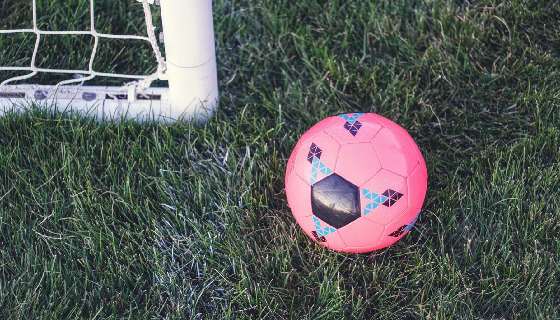 Summer Camp Soccer Womens HomePageBanner